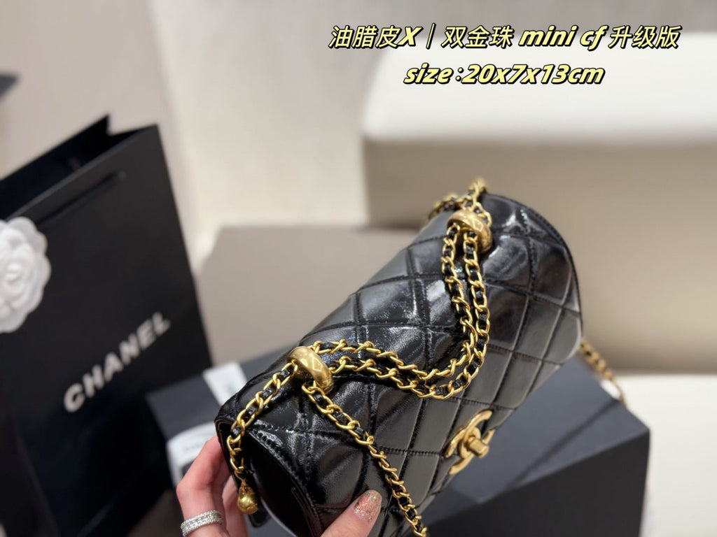 Black/White Handbag for Women 20*3*17cm CEM242
