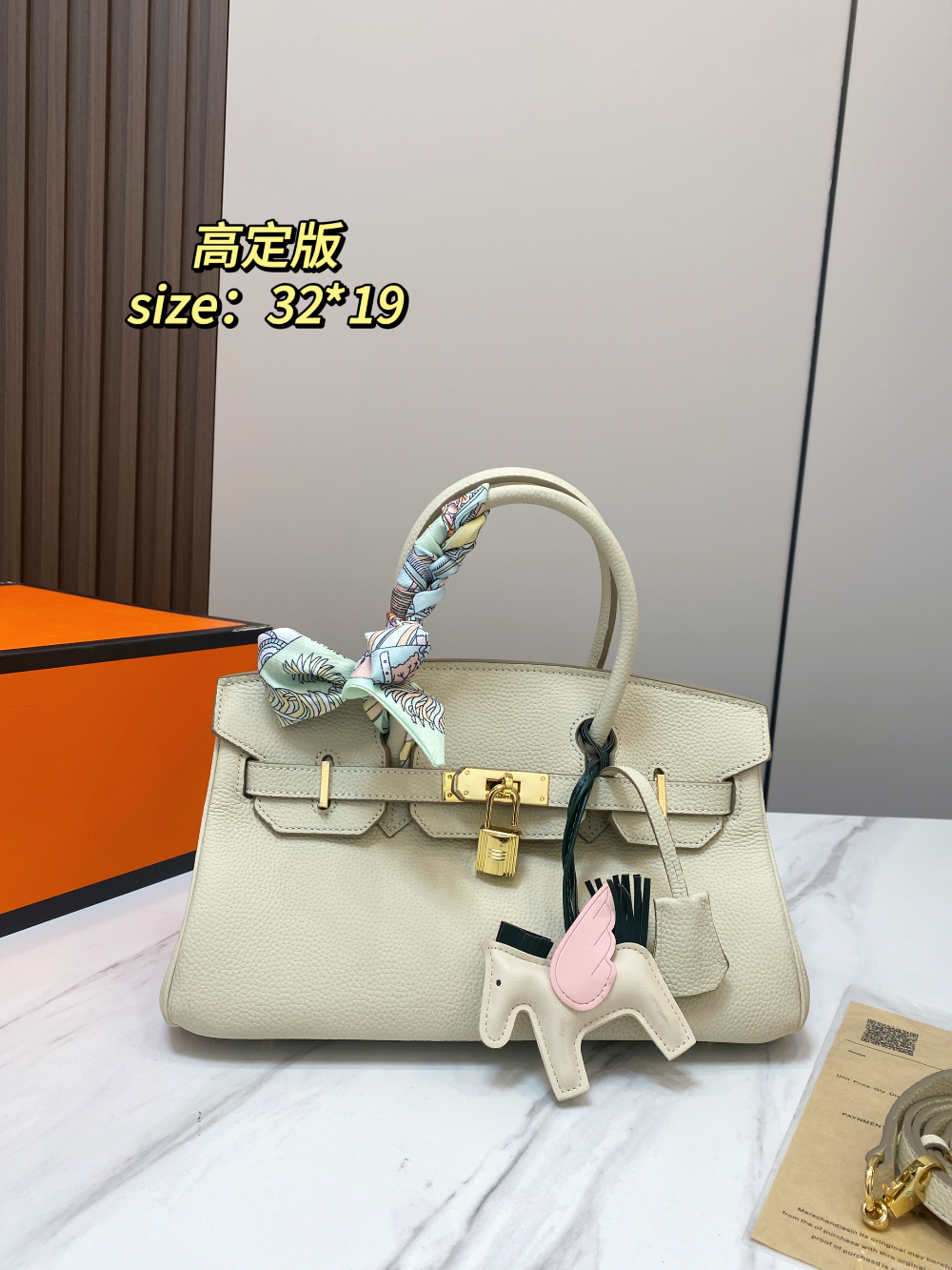 Black/White Handbag for Women 32*19cm HEM120