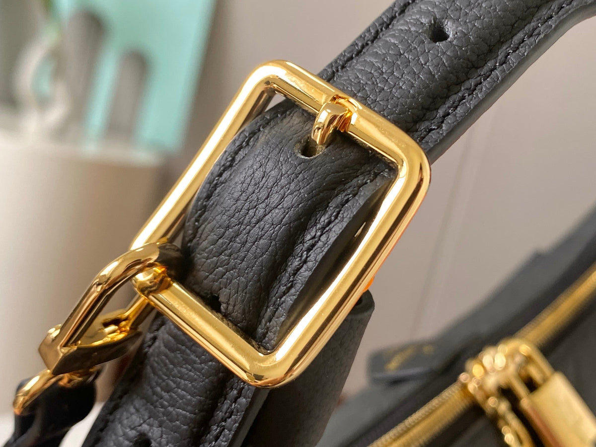 Genuine Leather Crossbody Bag for Women 27x22x10.5cm LEM354