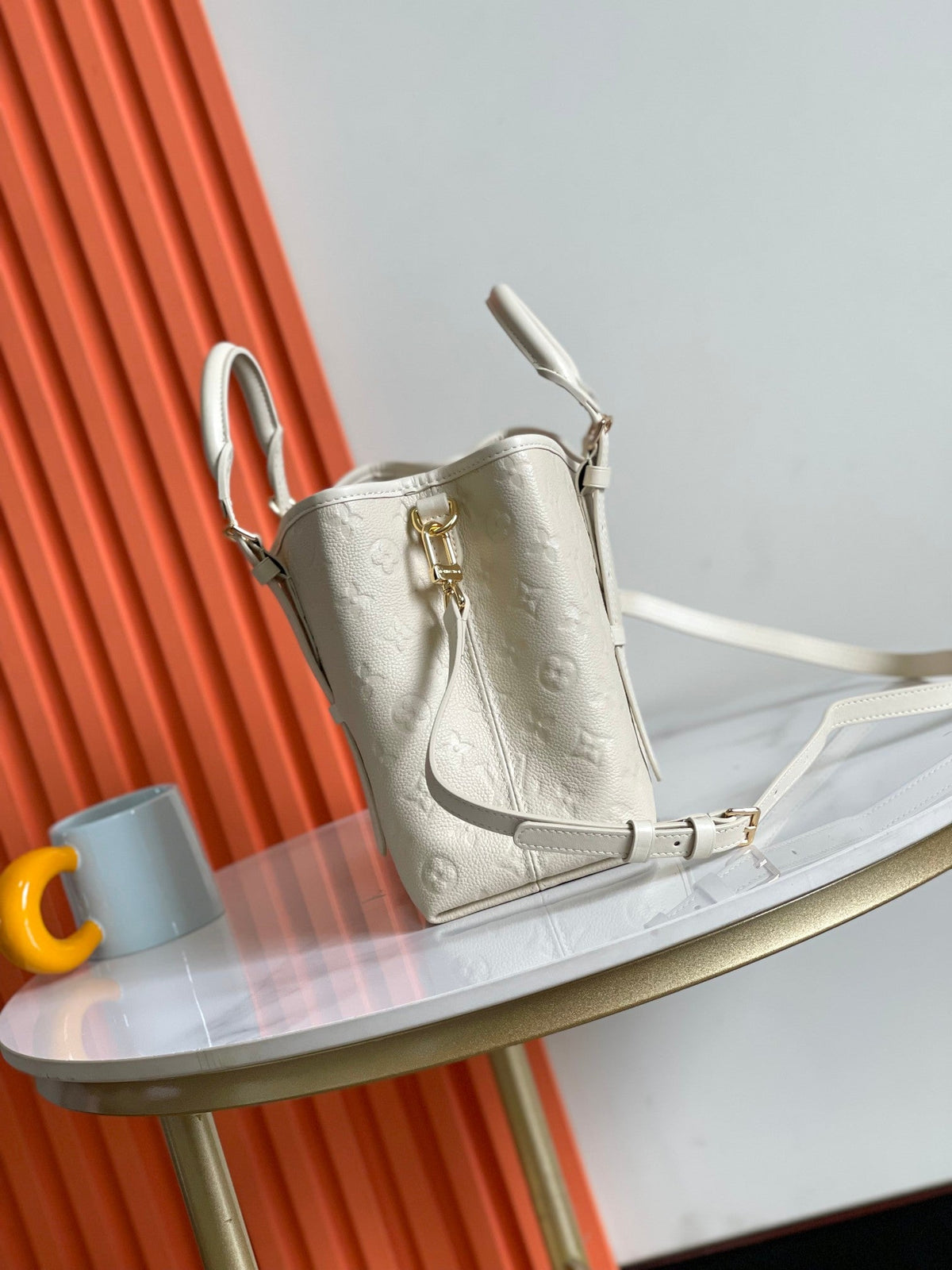 Genuine Leather Crossbody Bag for Women 31.0x21.5x13.0cm LEM360