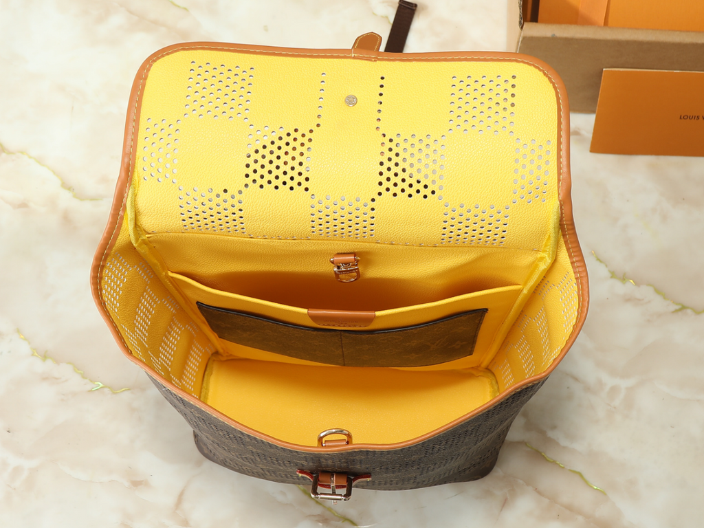 Brown Handbag for Women 30x39x13.5cm LEM462