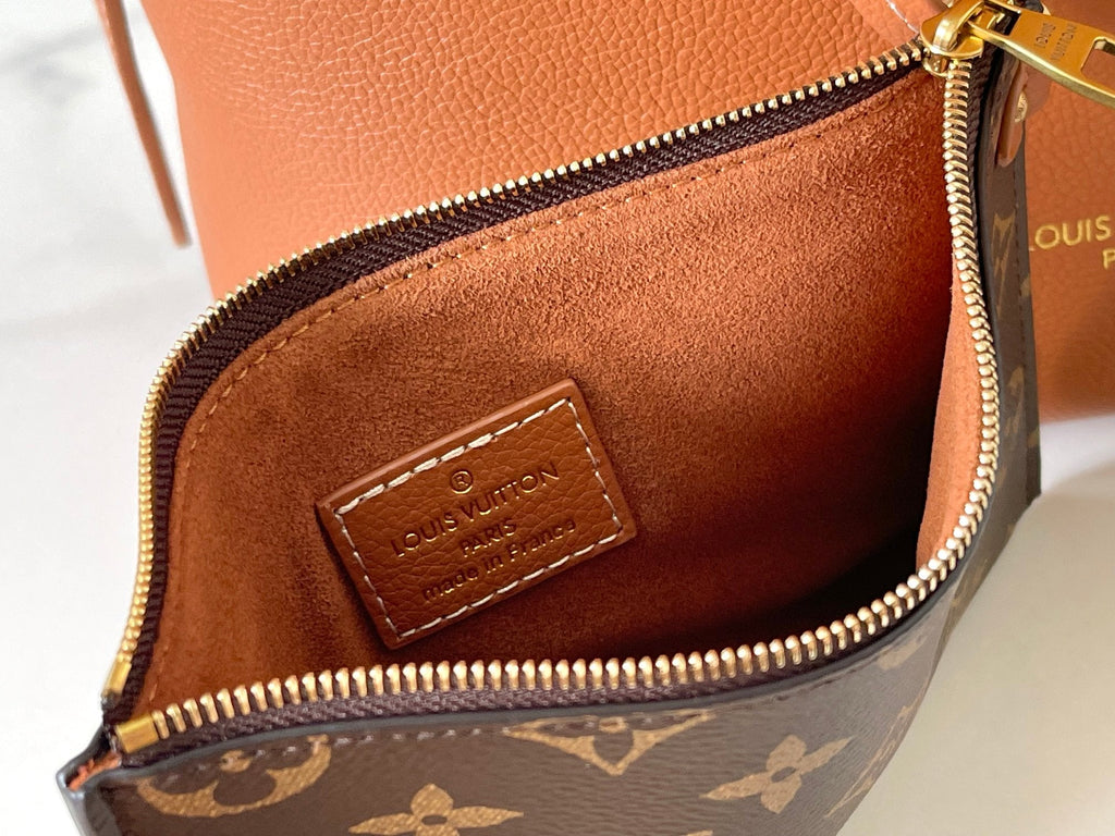Genuine Leather Crossbody Bag for Women 28x16x24cm LEM346