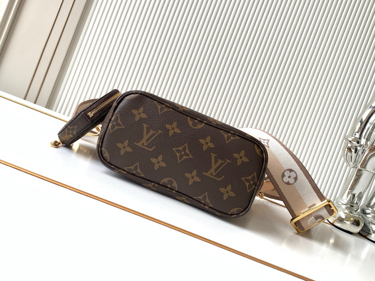 Fashion Handbag for Women 24x14x9cm LEM375