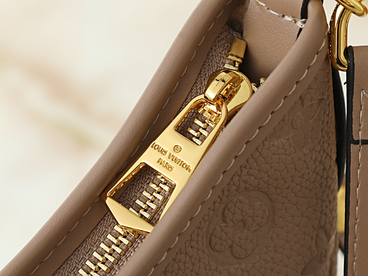 Fashion Handbag for Women 25*22*10cm LEM412