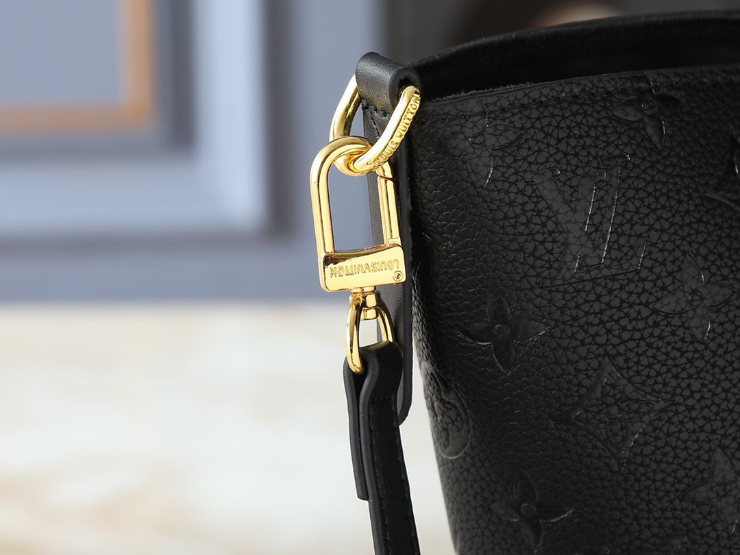 Designer Crossbody Bag for Women LEM297