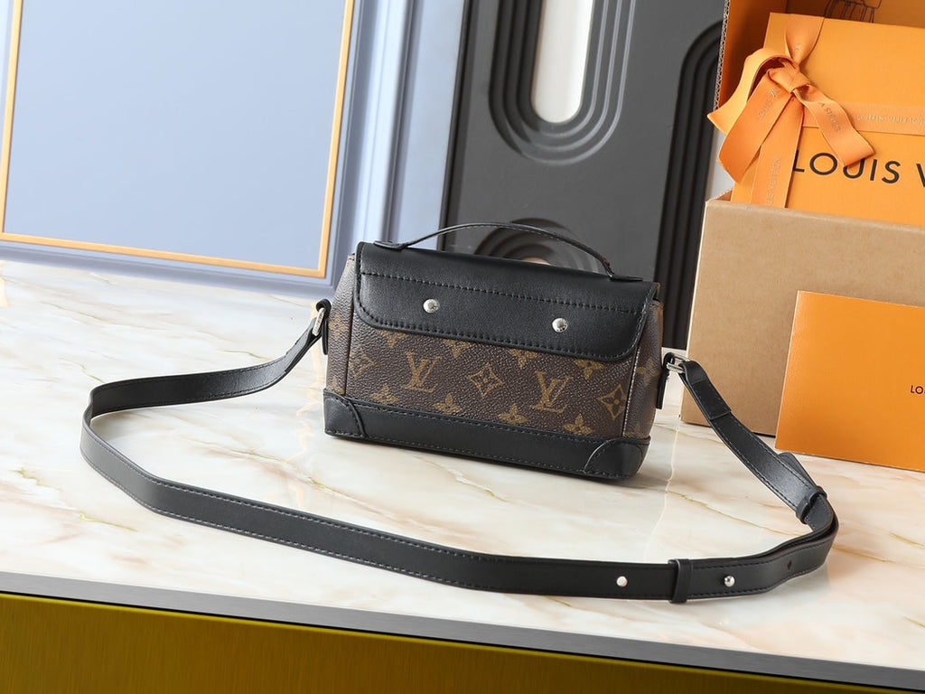 Designer Crossbody Bag for Women LEM301