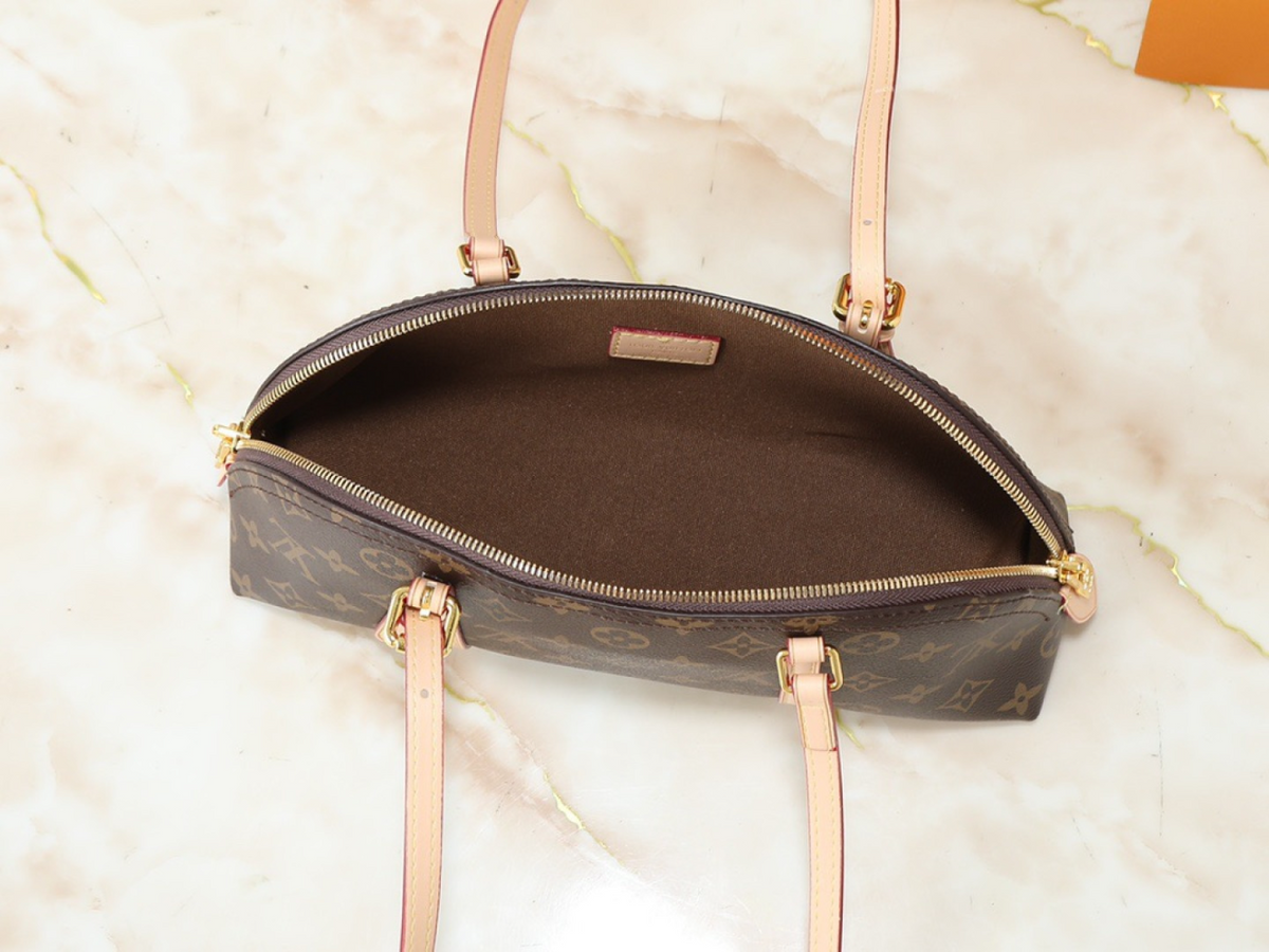 Fashion Handbag for Women 29cm LEM409