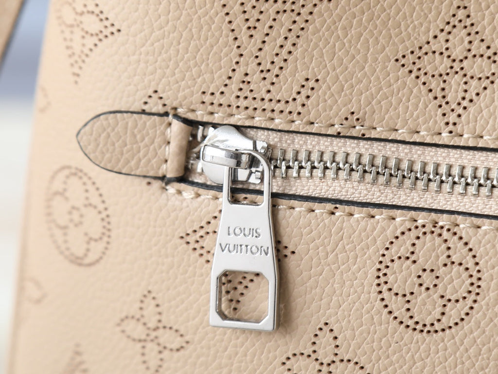Designer Crossbody Bag for Women LEM299