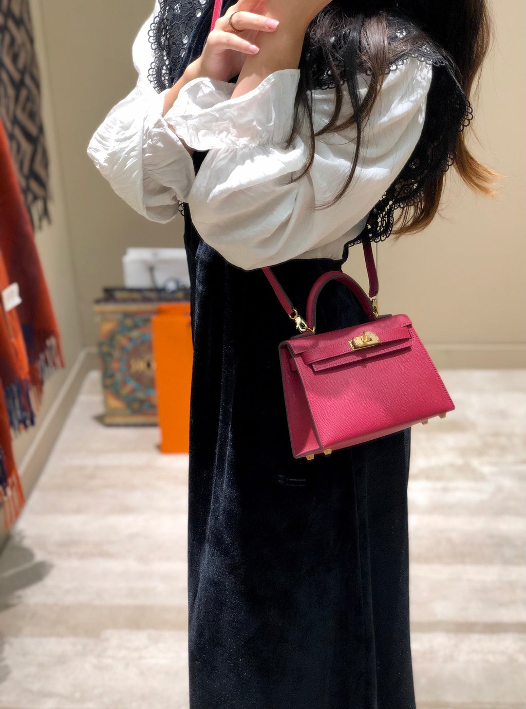 Genuine Leather Crossbody Bag for Women 21cm HEM90