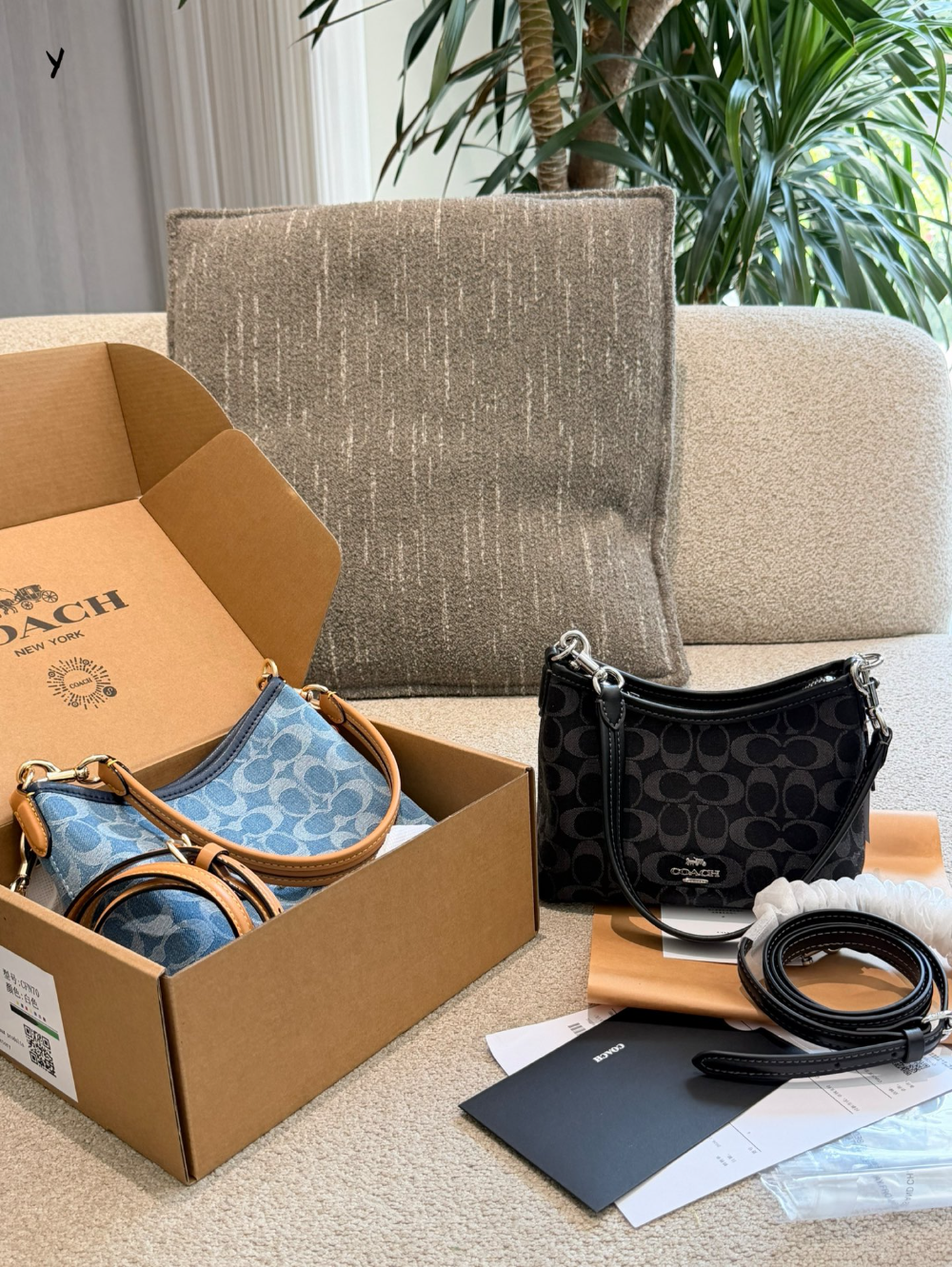 Black/Blue Handbag for Women 20cm COEM06