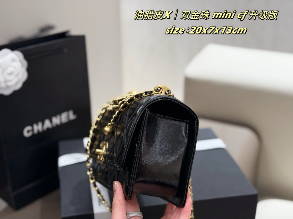 Black/White Handbag for Women 20*3*17cm CEM242