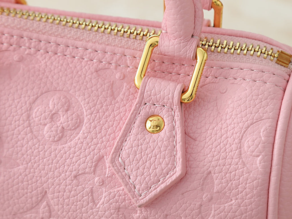 Designer Crossbody Bag for Women 16x10x7.5cm LEM338