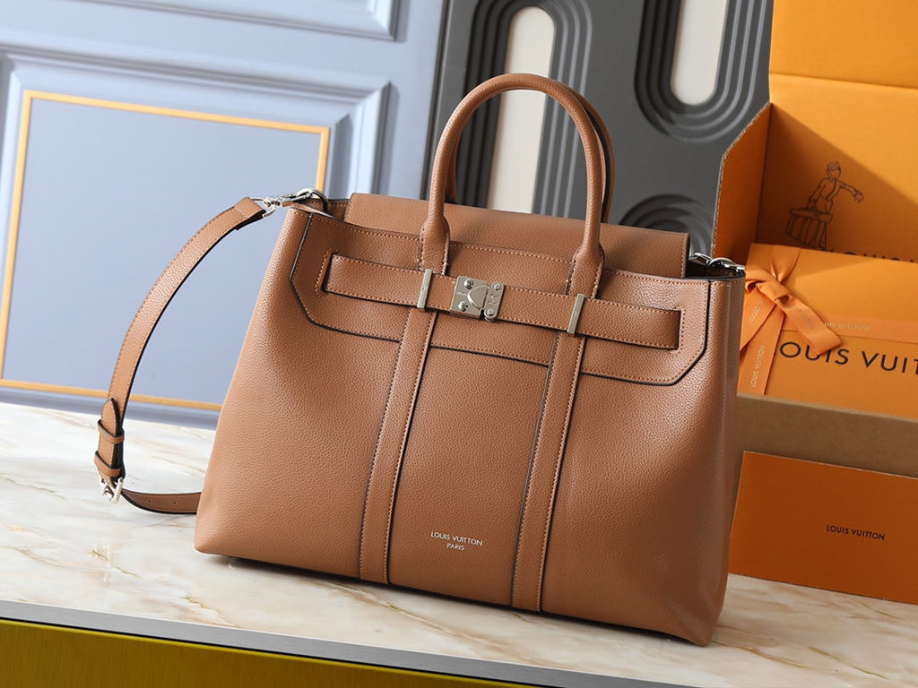 Designer Shoulder Bag for Women LEM298