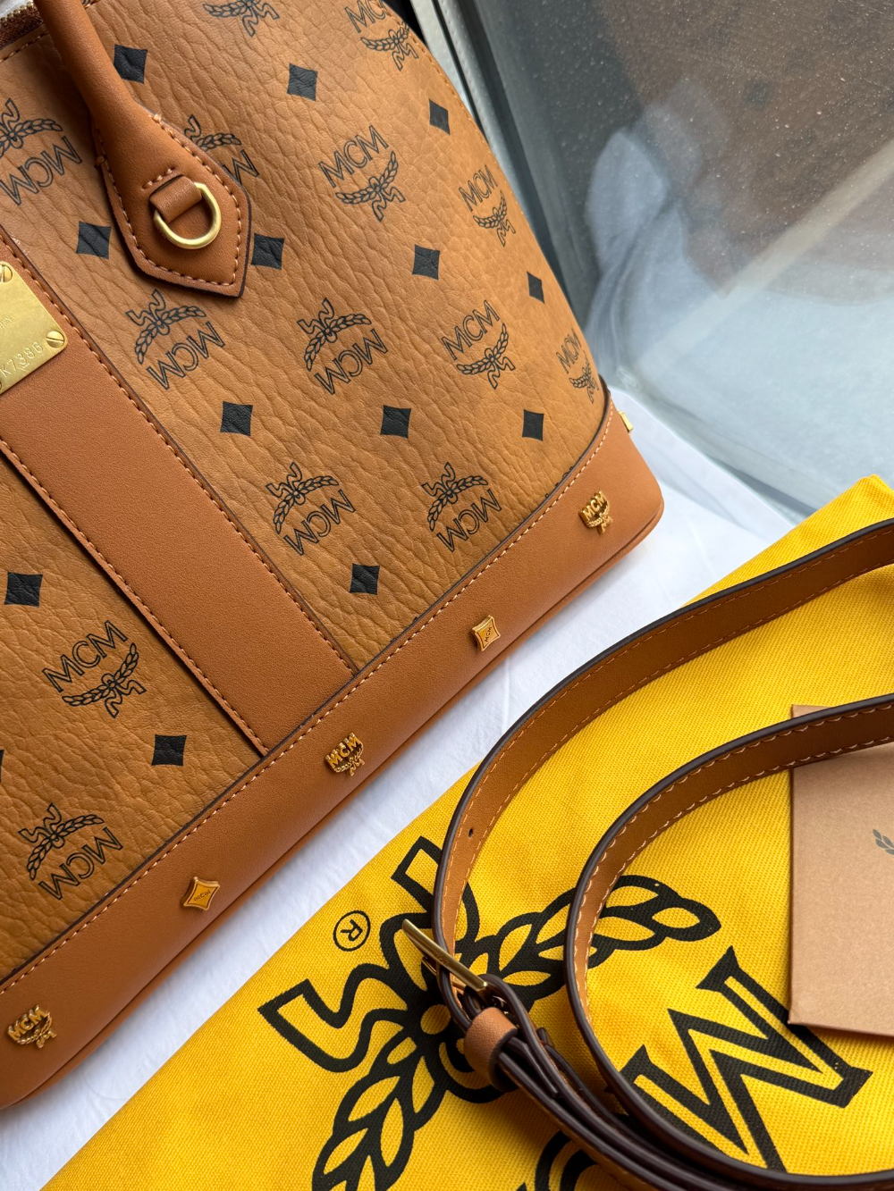 Brown Bag for Women 30*24cm MCM06