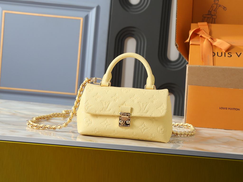 Yellow Bag for Women 21.0x12.5x6.0cm LEM509