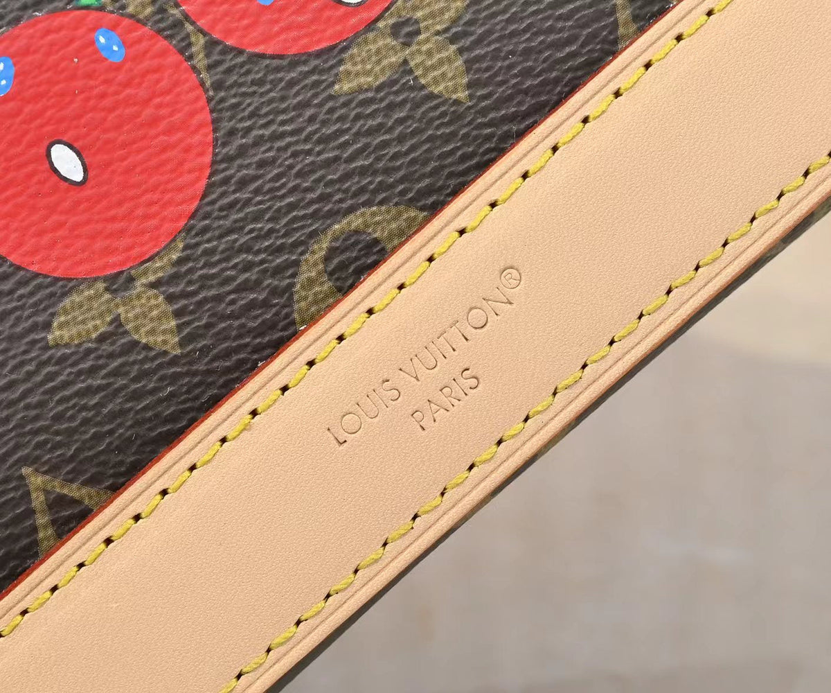 Fashion Handbag for Women 25*19*12cm LEM372
