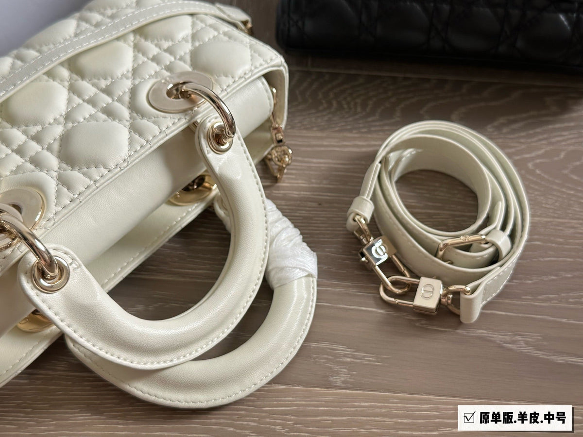 Designer Clash Color Crossbody Bag for Women 22*12cm DEM229