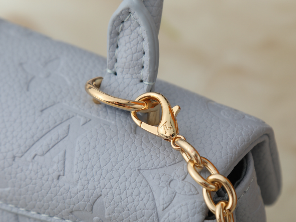 Blue Handbag for Women 21.0x12.5x6.0cm LEM467