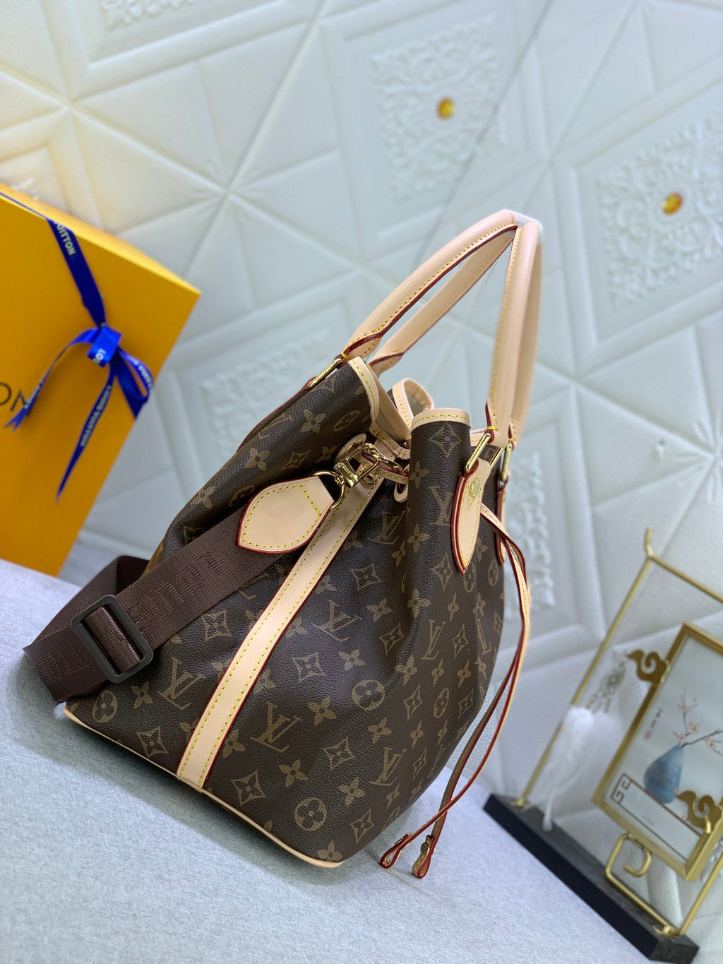 Fashion Bag for Women 29x28x19cm LEM58