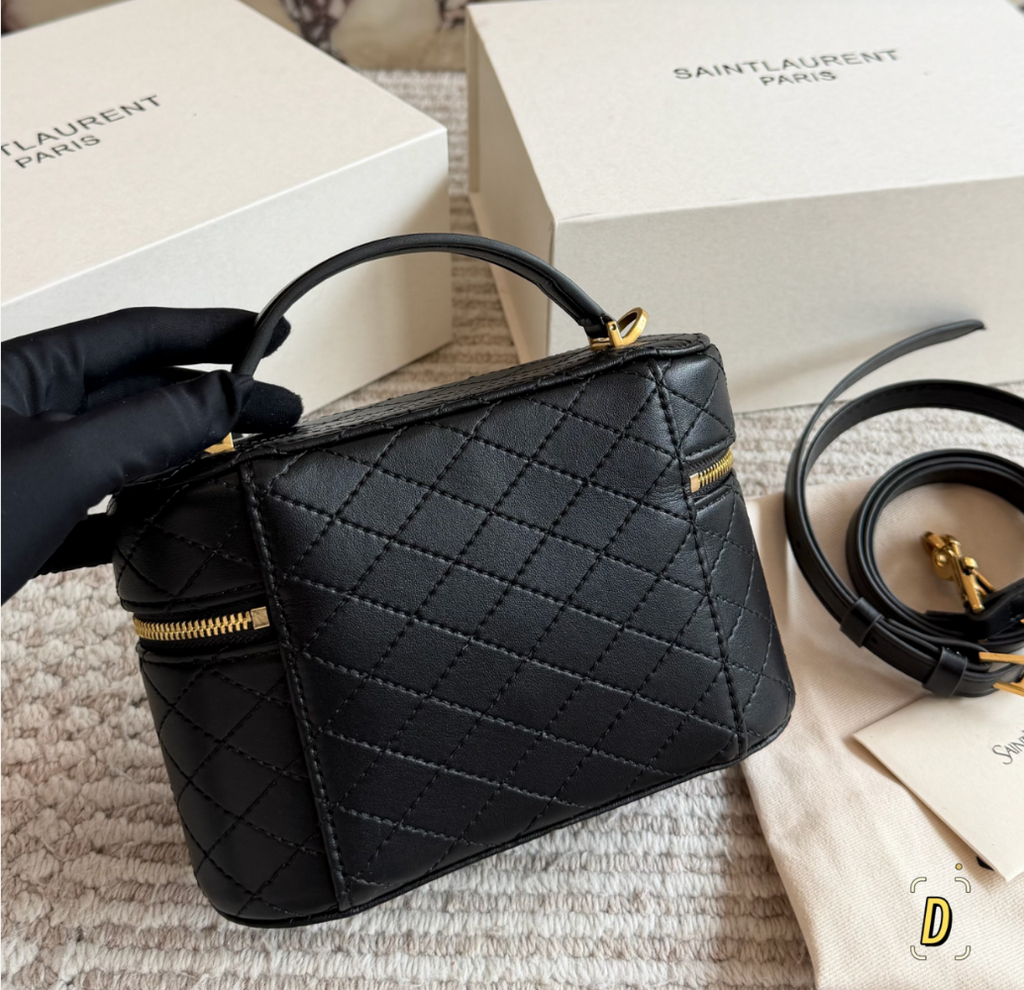 Black Handbag for Women SEM09