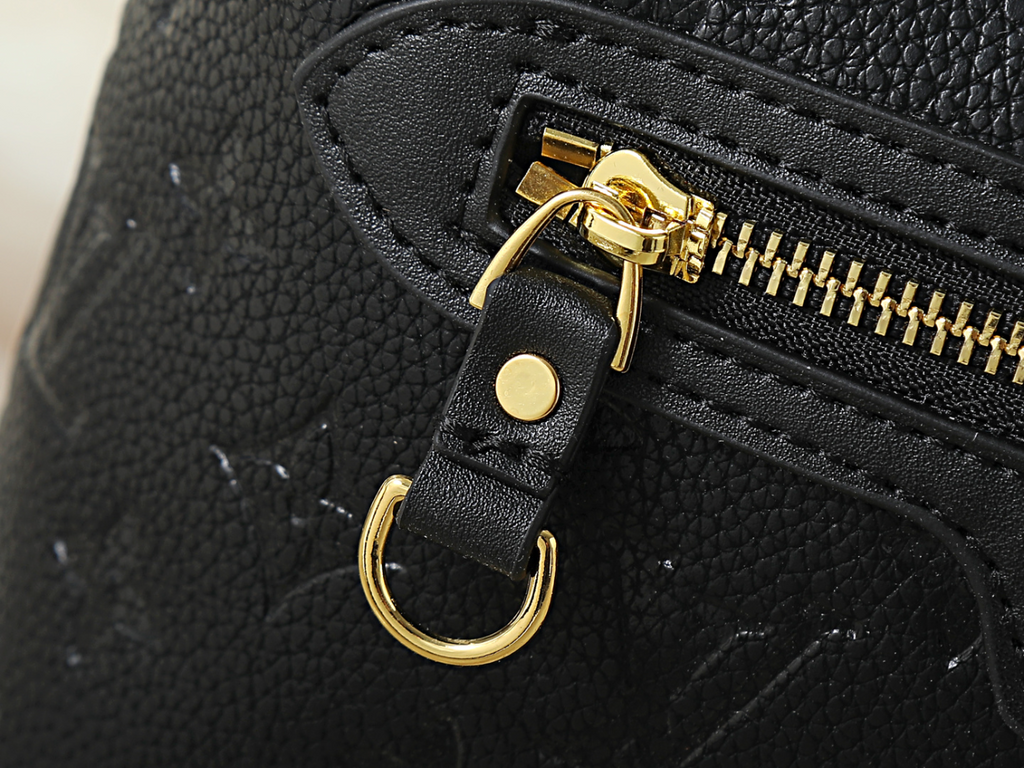 Fashion Handbag for Women 25*22*10cm LEM412