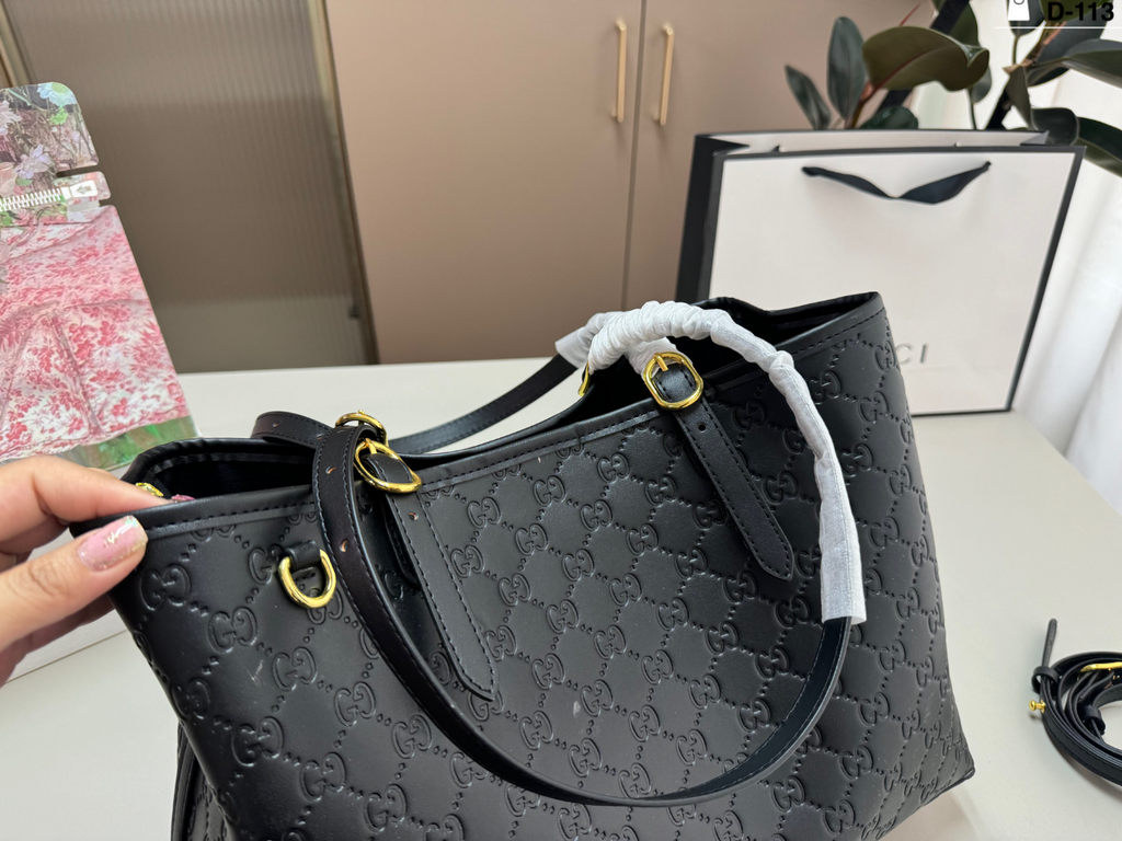 Fashion Handbag for Women 39x26cm GEM160