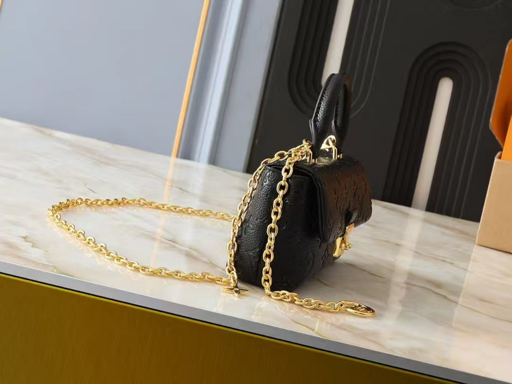 Black Handbag for Women 12.5x6x21cm LEM456