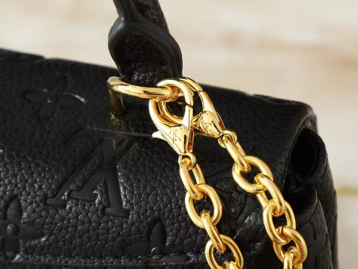 Black Handbag for Women 12.5x6x21cm LEM456