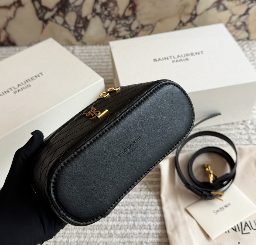 Black Handbag for Women SEM09