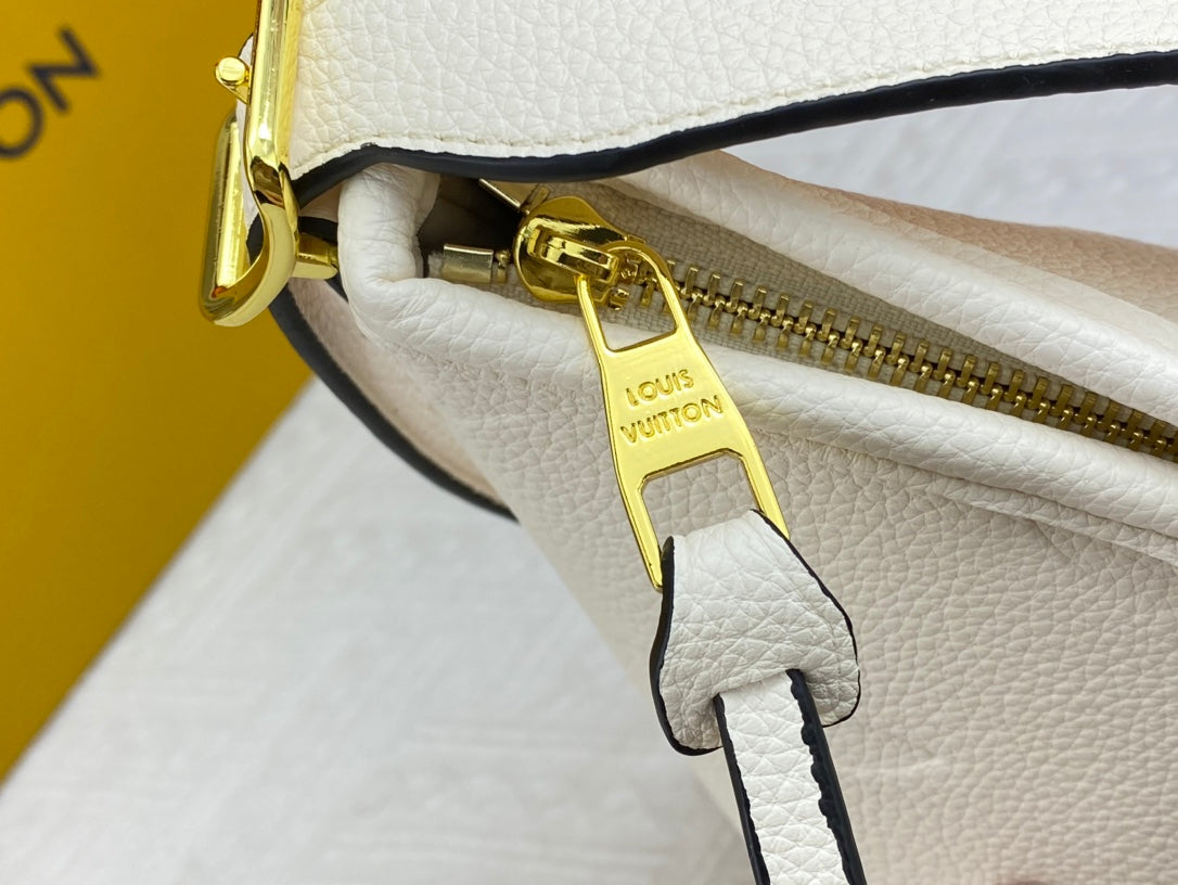 White Bag for Women 39x30x15cm LEM114