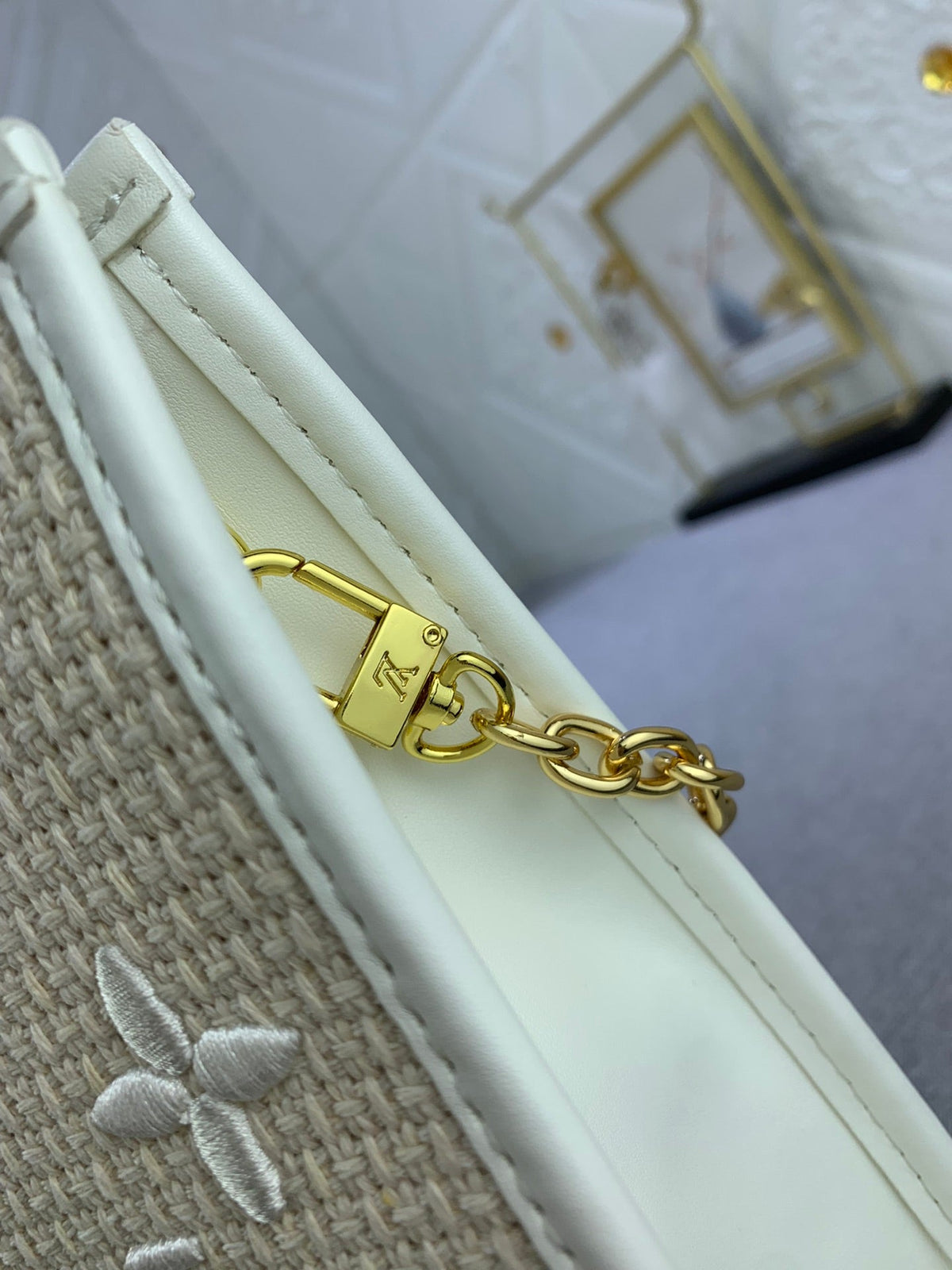 Fashion Bag for Women 25x20x5.5cm LEM157