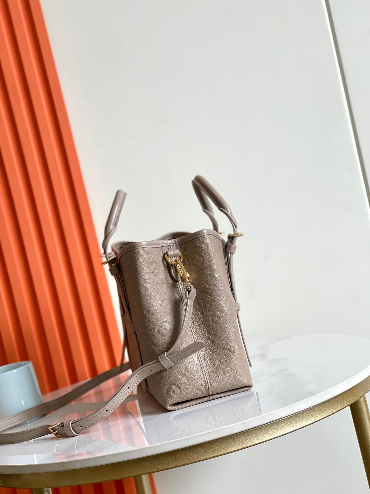 Genuine Leather Crossbody Bag for Women 31.0x21.5x13.0cm LEM360