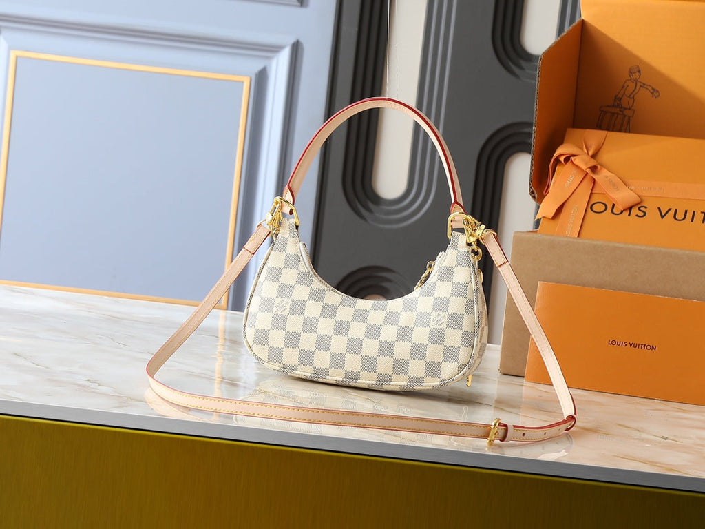 Designer Leather Crossbody Bag for Women 24.0x10.0x6.0cm LEM296