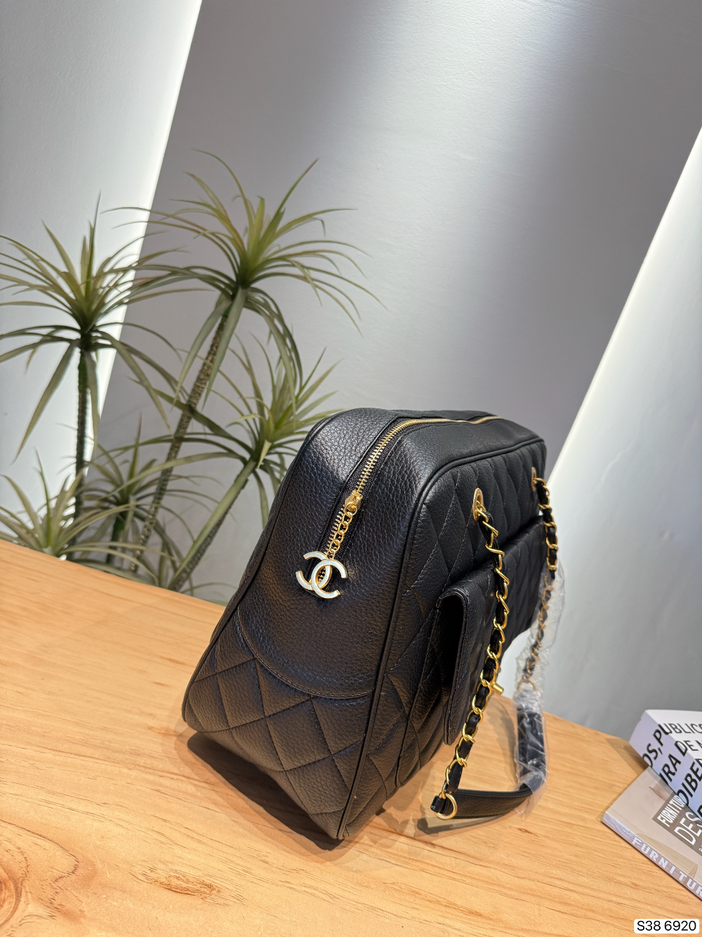 Black Handbag for Women 40*27cm CEM296