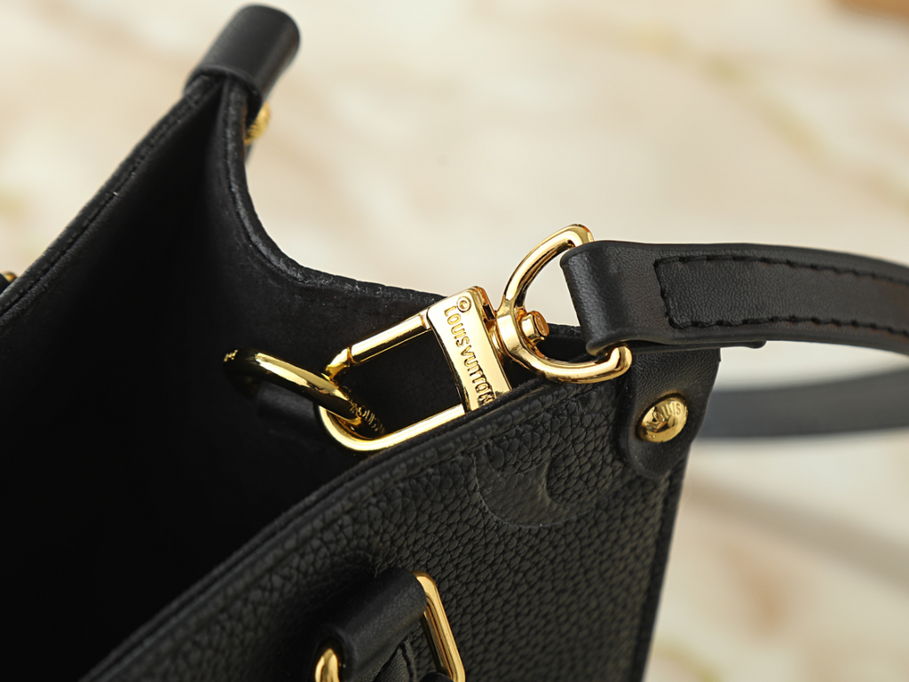 Black Handbag for Women 41.0x34.0x19.0cm LEM434