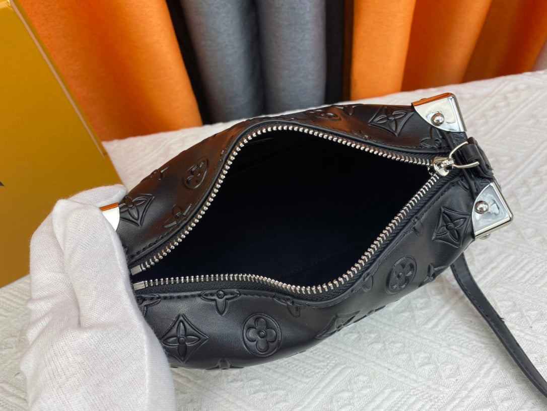 Black Bag for Women 21x14x6cm LEM107