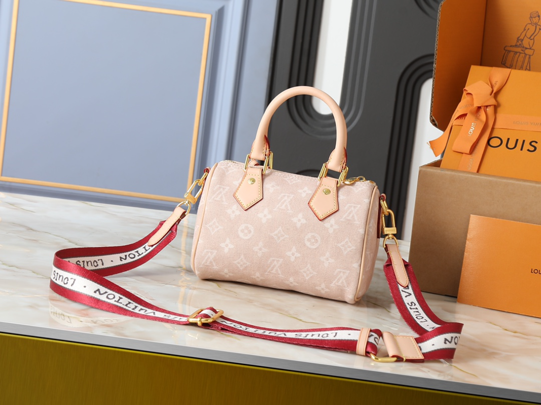 Pink Bag for Women 20.5x13.5x12cm LEM510