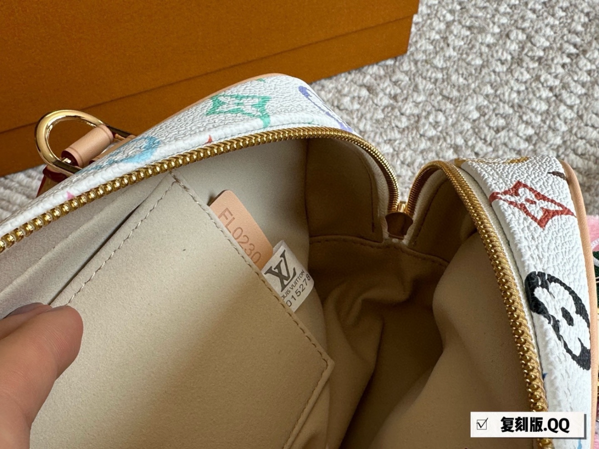 White/Brown Handbag for Women 27*19cm LEM517