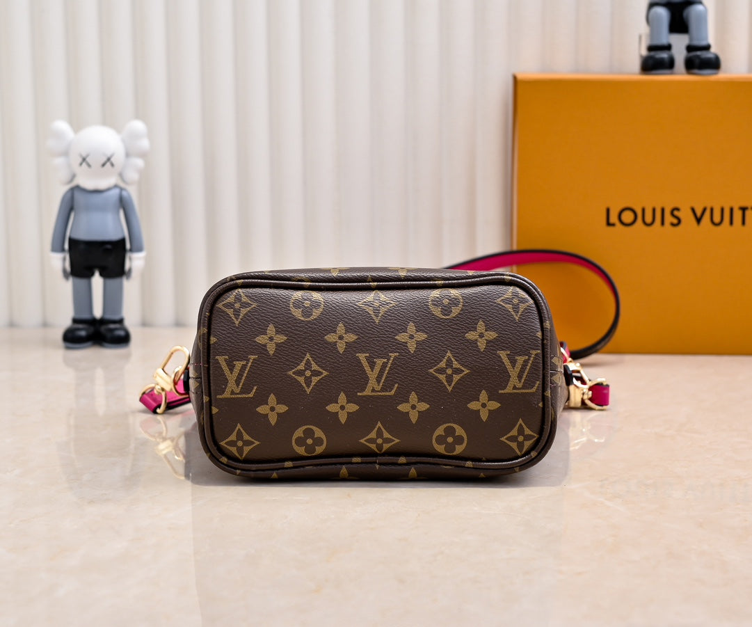 Travel Bag for Women 24x14x9cm LEM368