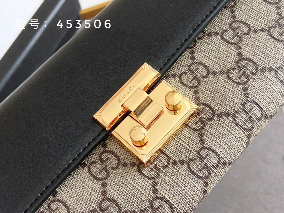 Light Brown Bag for Women 19*10.5*3.5cm GEM189