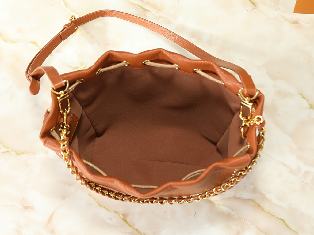 Fashion Handbag for Women 23x27x8cm LEM406