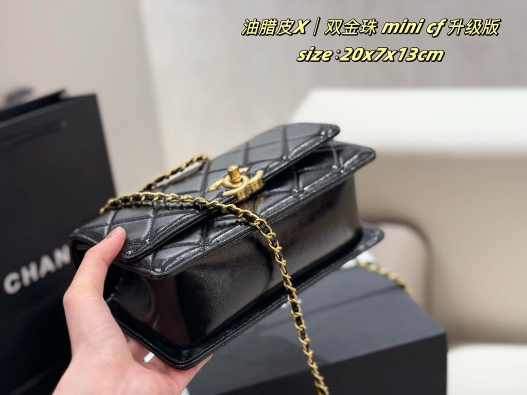 Black/White Handbag for Women 20*3*17cm CEM242