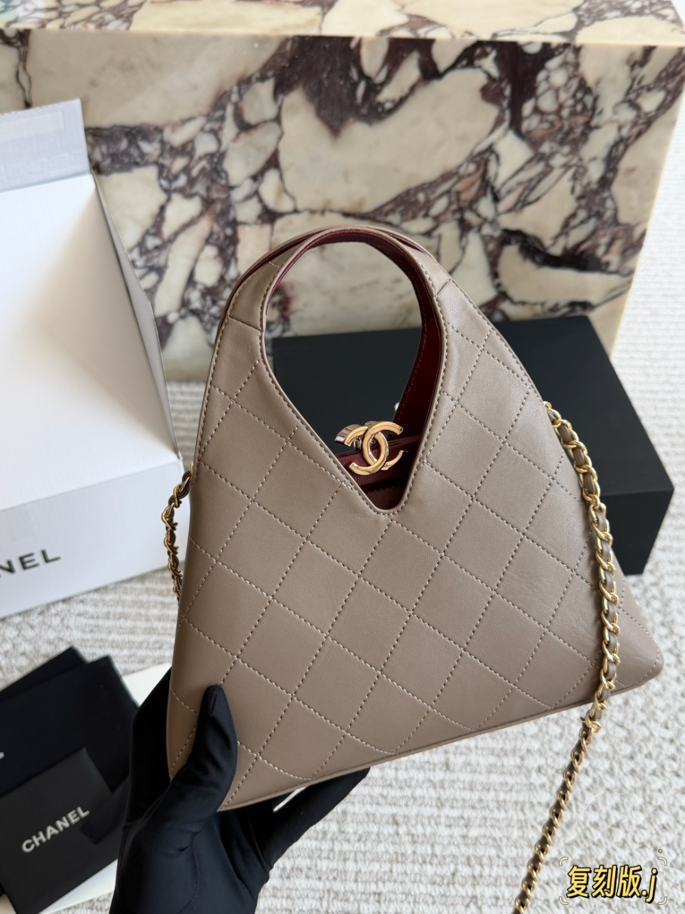 Black/White Handbag for Women 23*25cm CEM309