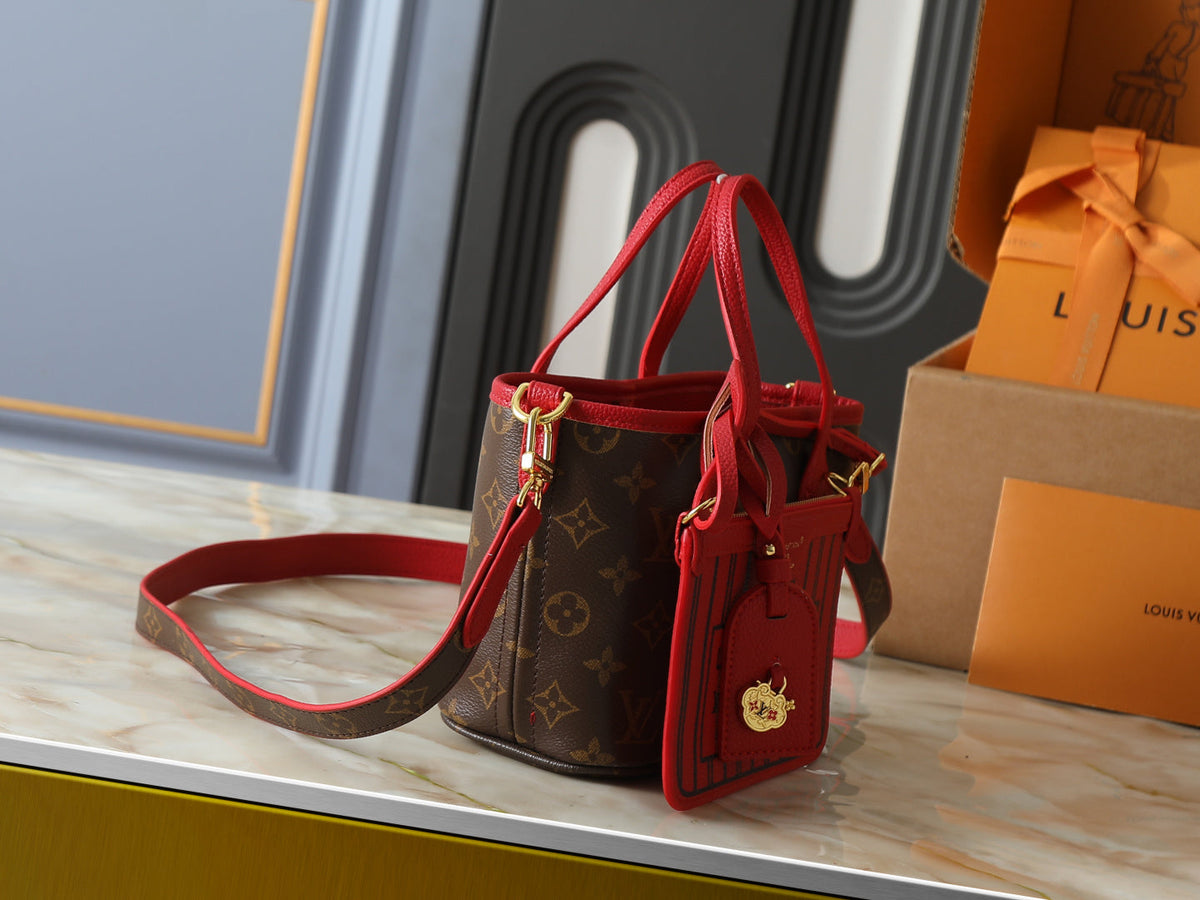 Fashion Handbag for Women 31x28x14cm LEM495