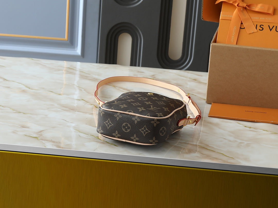 Designer Crossbody Bag for Women LEM252