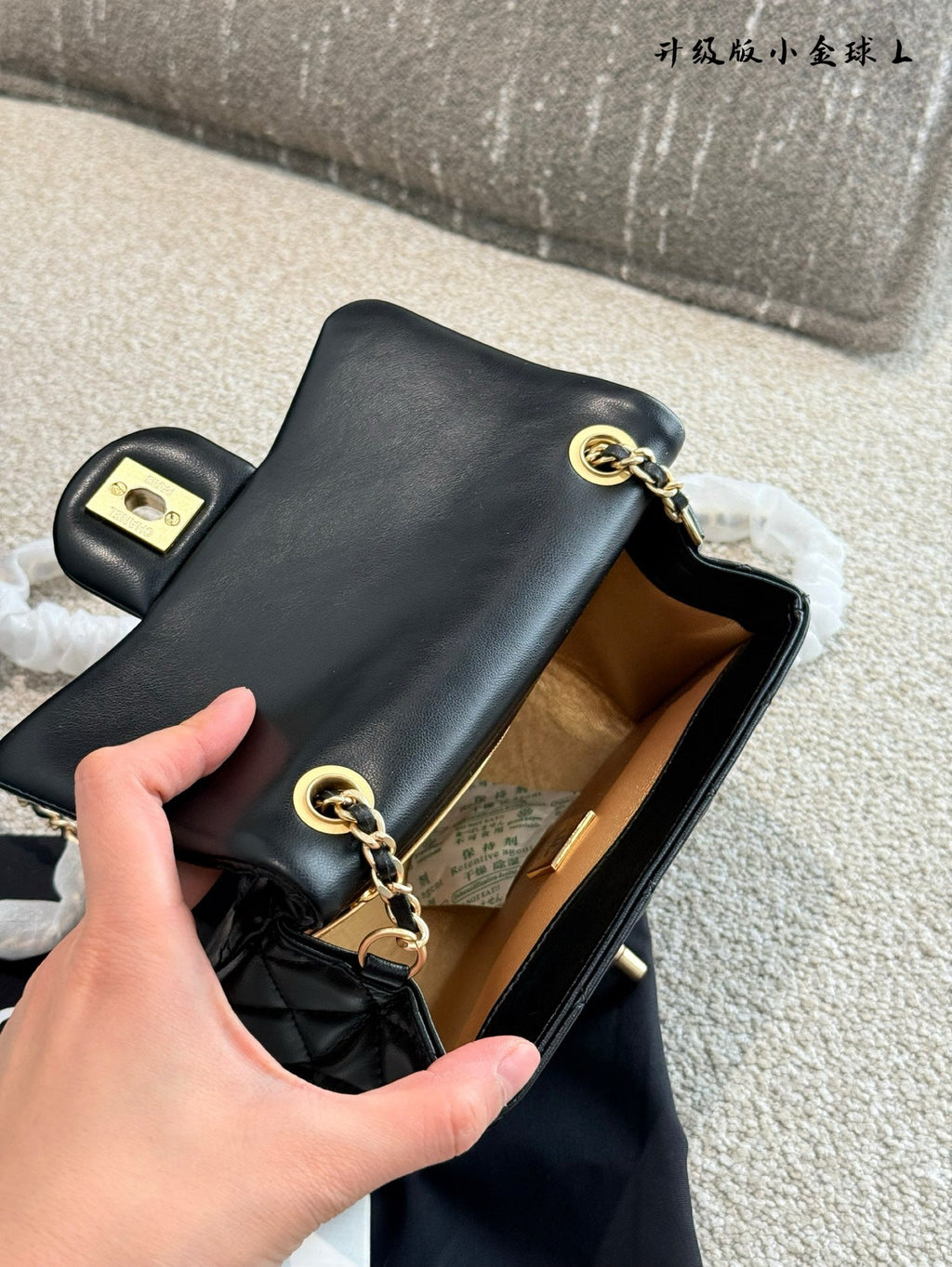 Designer Gold Leather Shoulder Bag for Women 17cm CEM243