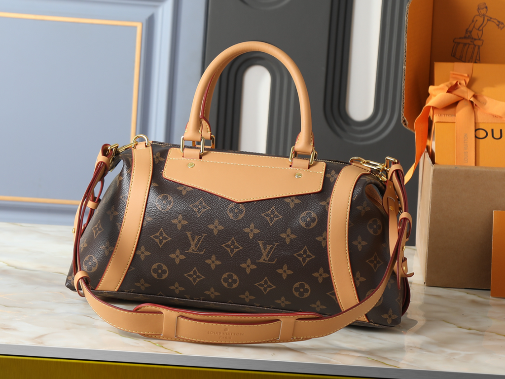Designer Shoulder Bag for Women 23x10x10cm LEM417