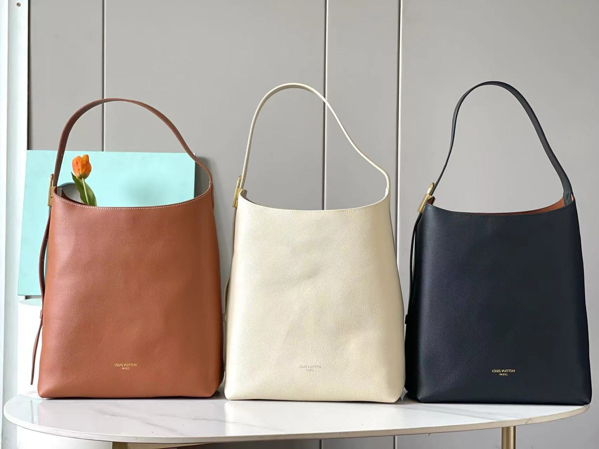 Genuine Leather Crossbody Bag for Women 28x16x24cm LEM346