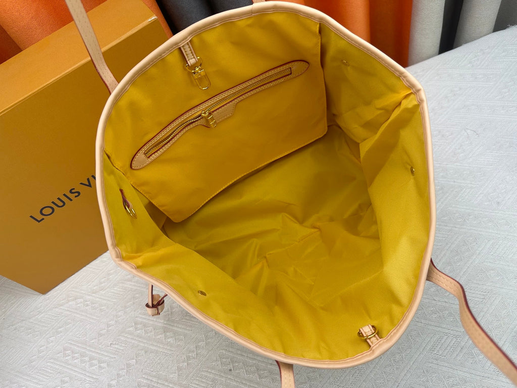 Designer Tote Bag for Women 31x28x14cm LEM287