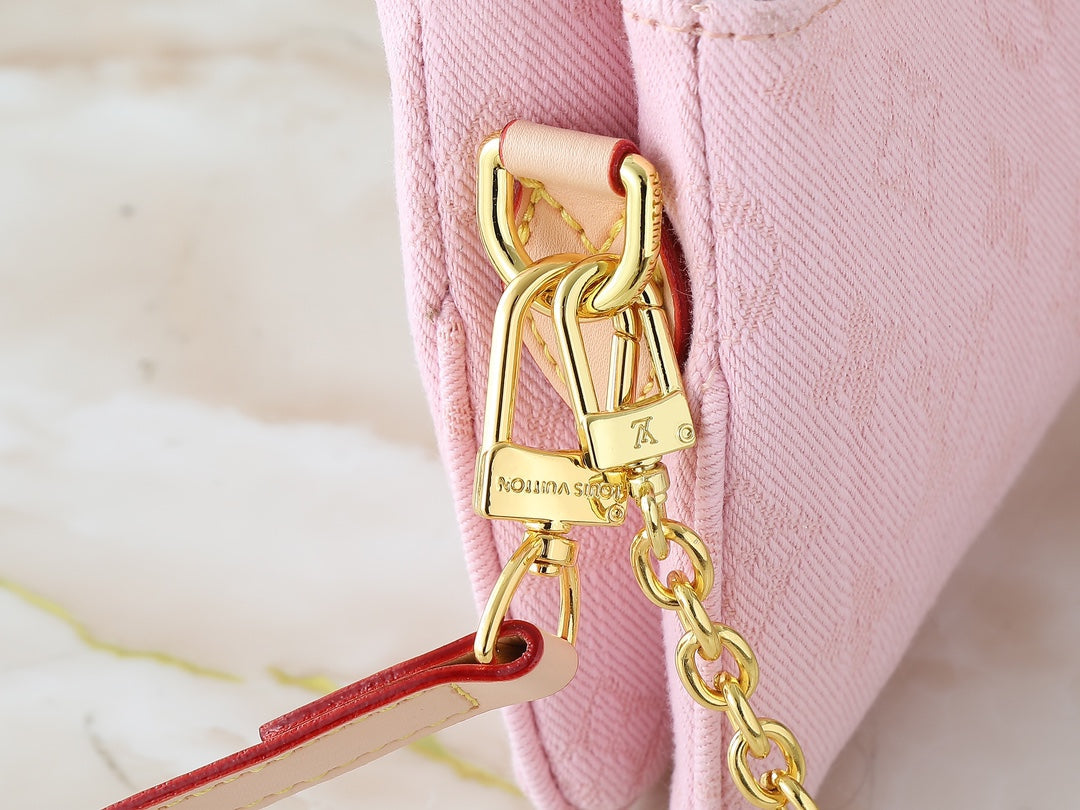 Designer Pink Shoulder Bag for Women 24.5x13.5x6.5cm LEM249